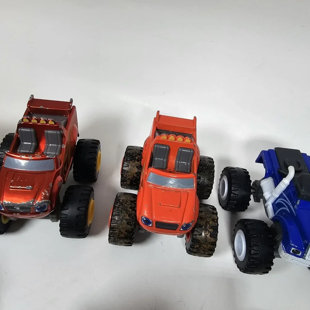 Lot of (7) 2014 Mattel Blaze and the Monster Machines Diecast Monster Trucks